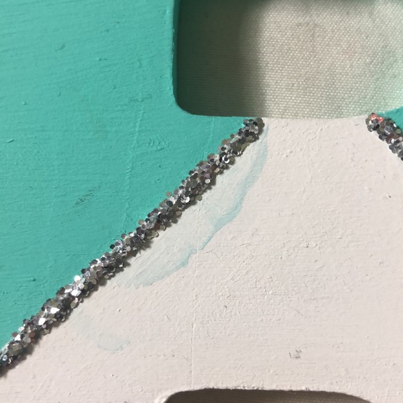 Hand painted K decor - Picture 2 of 3